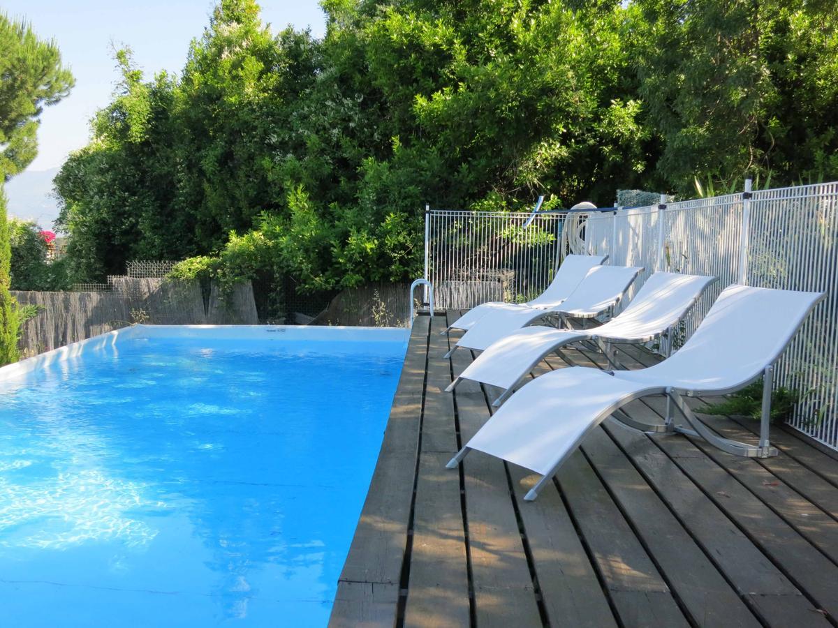 Hostellerie Aspremont ภายนอก รูปภาพ