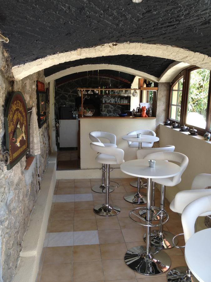 Hostellerie Aspremont ภายนอก รูปภาพ